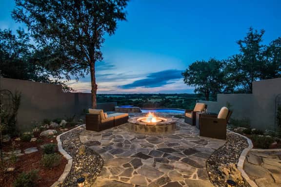 Relax and Enjoy the Views of the Hill Country - Image 4